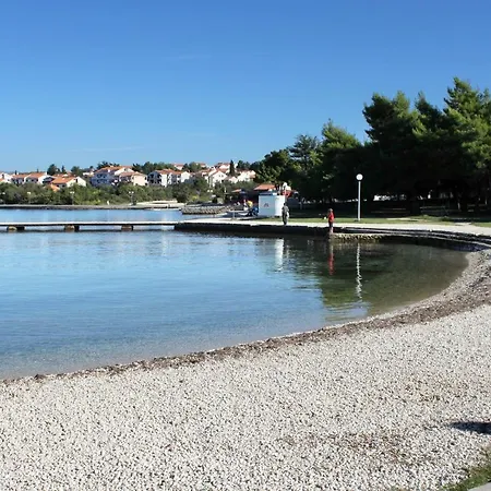 - Diklo 12854a Apartman